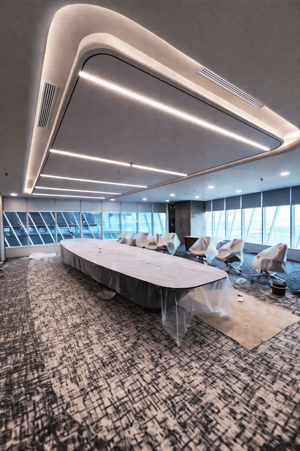 Modern interior flooring design by POSHFLOR